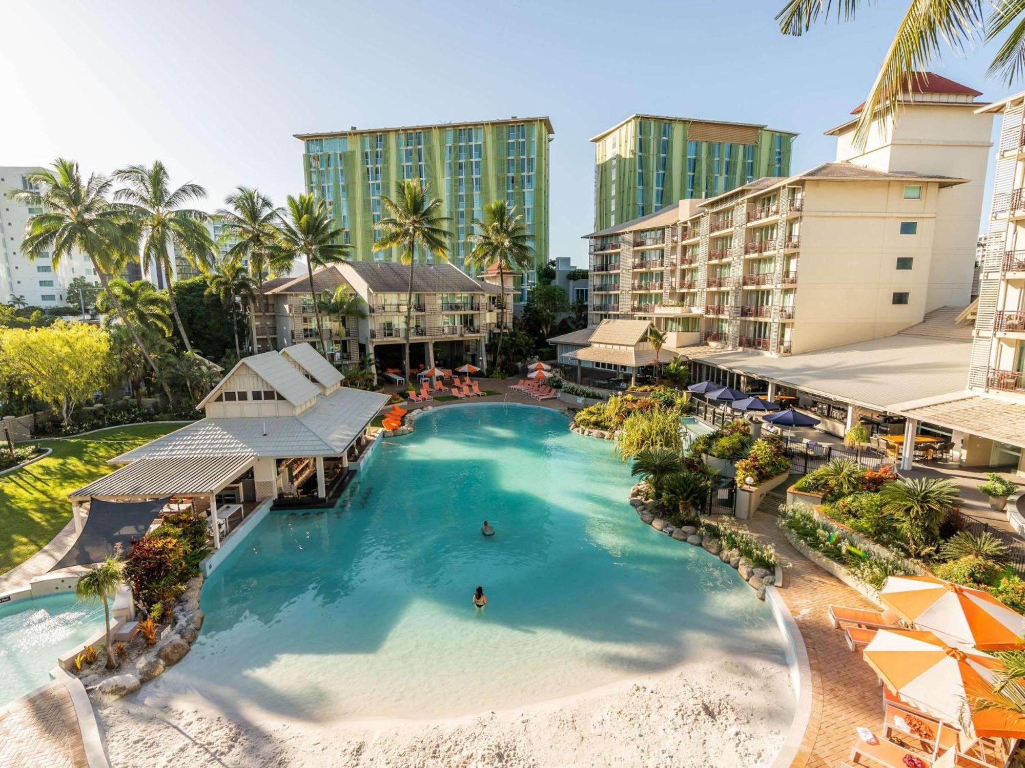 Novotel Cairns Oasis Resort Bagian luar foto